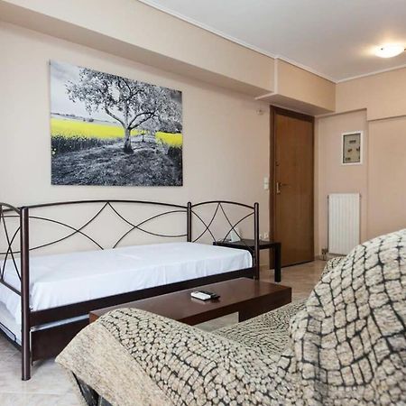 אתונה Vironas Delight 1Bd Apt With Lovely Balcony מראה חיצוני תמונה